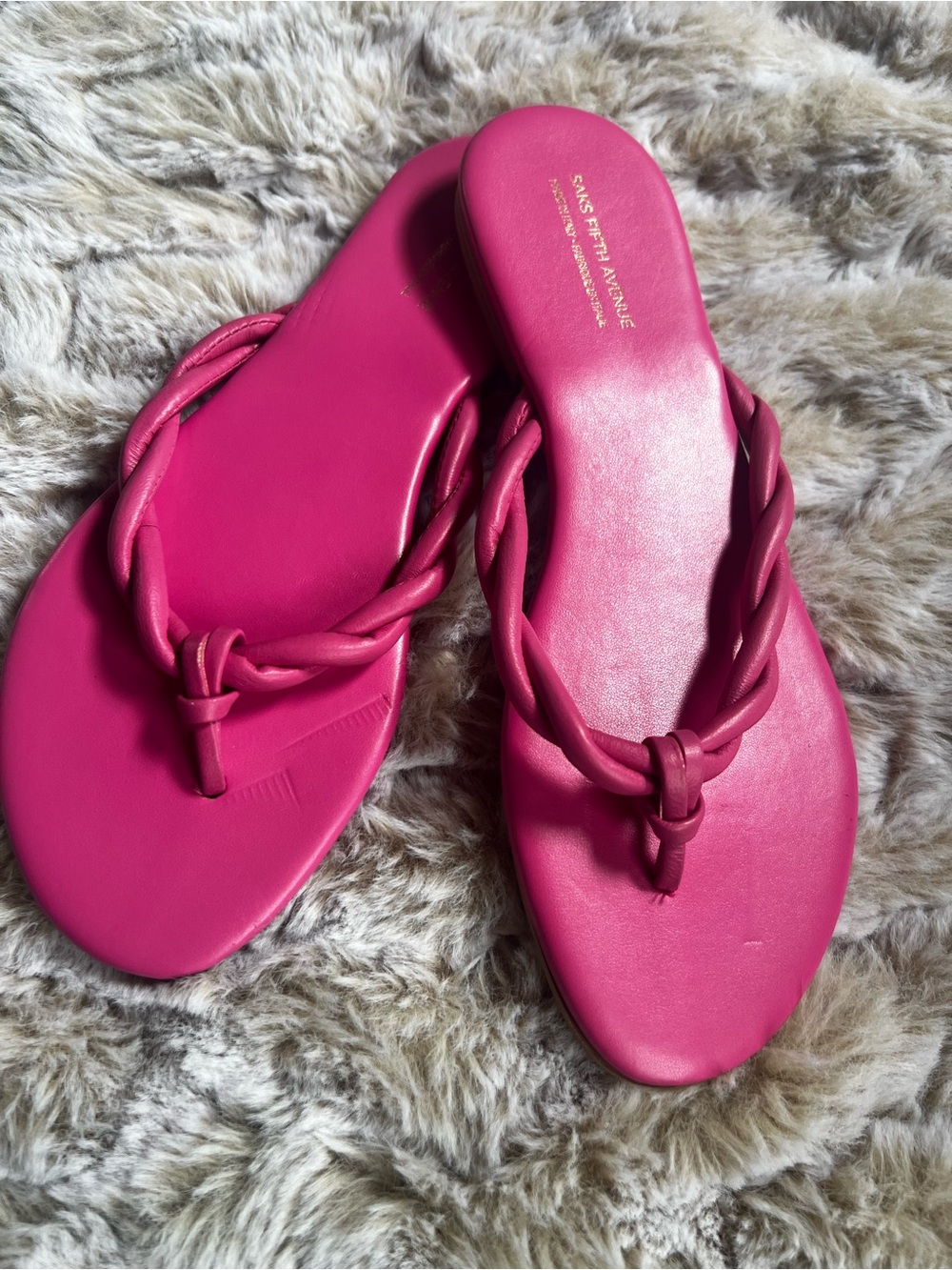 Saks fifth Avenue NEW Italian pink braided sandals. SZ 10